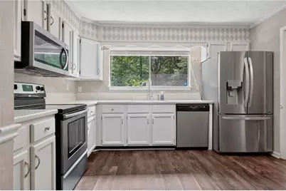 9640 Pine Thicket Way, Roswell, GA 30075 - Photo 5