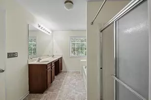 2150 Waterford Park Dr, Lawrenceville, GA 30044 - Photo 19