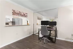 3655 Habersham Rd NE, Atlanta, GA 30305 - Photo 9