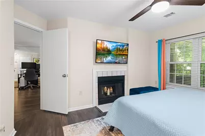 3655 Habersham Road NE #B240, Atlanta, GA 30305 - Photo 19