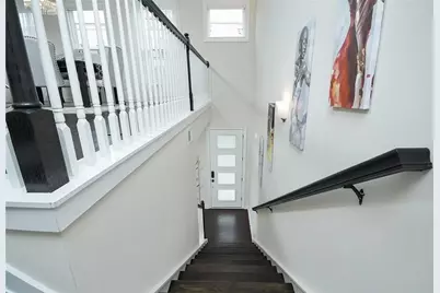 2048 Holtz Lane, Atlanta, GA 30318 - Photo 5