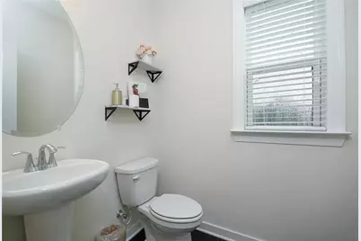 2048 Holtz Lane, Atlanta, GA 30318 - Photo 13