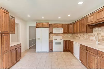101 Fernwood Court, Lawrenceville, GA 30043 - Photo 3