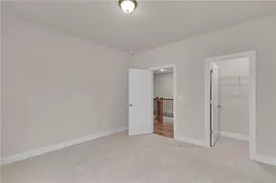 922 Homepark Circle, Buford, GA 30518 - Photo 31