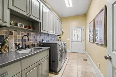 1645 Misty Oaks Drive, Atlanta, GA 30350 - Photo 29