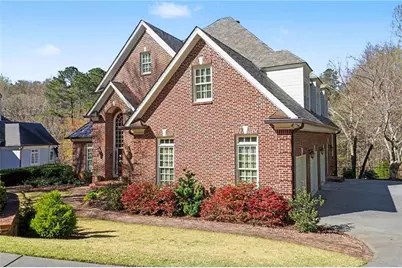 1645 Misty Oaks Drive, Atlanta, GA 30350 - Photo 3