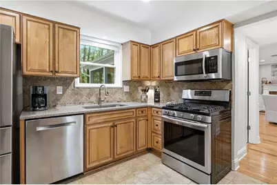 4220 Mary Court, Peachtree Corners, GA 30092 - Photo 9