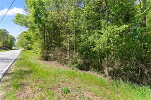 4276 Woods Bridge Rd, Commerce, GA 30529 - Photo 13