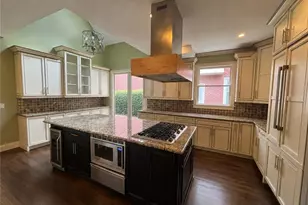 340 Nell Ct, Atlanta, GA 30342 - Photo 7