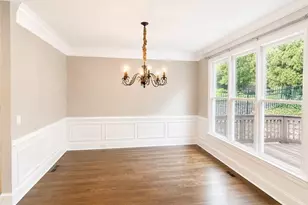 340 Nell Ct, Atlanta, GA 30342 - Photo 5