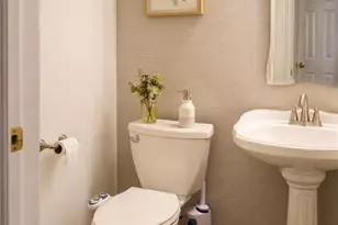 340 Nell Ct, Atlanta, GA 30342 - Photo 13