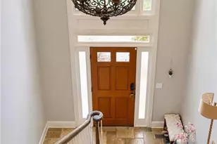 340 Nell Ct, Atlanta, GA 30342 - Photo 9