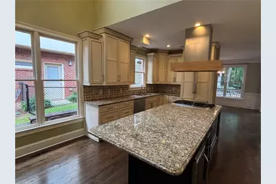 340 Nell Court, Atlanta, GA 30342 - Photo 7