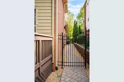 340 Nell Court, Atlanta, GA 30342 - Photo 37