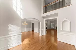136 Riverview Dr, Suwanee, GA 30024 - Photo 5