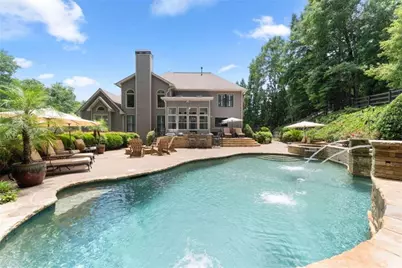 136 Riverview Drive, Suwanee, GA 30024 - Photo 3