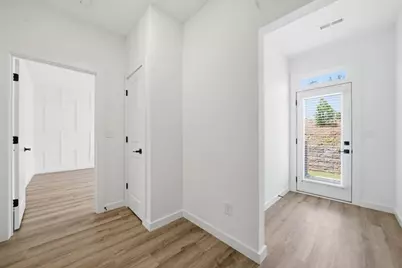 1066 Glen Opal Drive, Decatur, GA 30032 - Photo 11