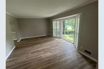 2271 Fox Hound Parkway, Marietta, GA 30062 - Photo 5