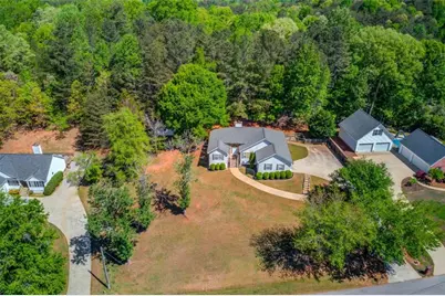 3314 Banks Mountain Dr, Gainesville, GA 30506 - Photo 3