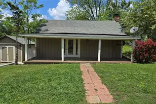 513 Blue Ridge Ave, Nelson, GA 30151 - Photo 1