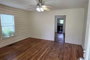 513 Blue Ridge Ave, Nelson, GA 30151 - Photo 3