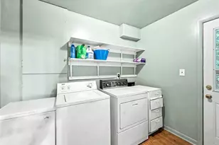 621 Rays Rd, Stone Mountain, GA 30083 - Photo 11