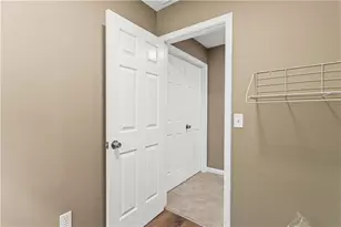 1869 Riverlanding Cir, Lawrenceville, GA 30046 - Photo 43