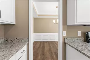 1869 Riverlanding Cir, Lawrenceville, GA 30046 - Photo 15