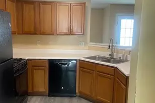 2083 Manhattan Pkwy, Decatur, GA 30035 - Photo 3