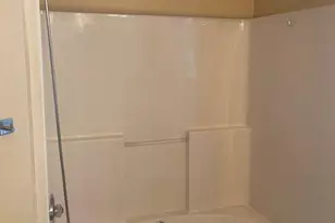 2083 Manhattan Pkwy, Decatur, GA 30035 - Photo 13