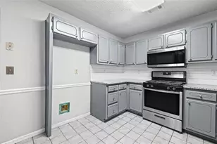142 Summerfield Dr, McDonough, GA 30253 - Photo 9