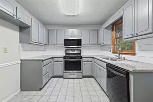142 Summerfield Dr, McDonough, GA 30253 - Photo 7