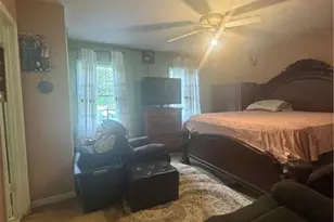 365 Shelton Woods Ct, Stone Mountain, GA 30088 - Photo 5