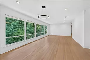 6311 Hunting Creek Rd, Atlanta, GA 30328 - Photo 5