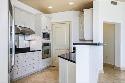 2828 Peachtree Road NW #2402, Atlanta, GA 30305 - Photo 13
