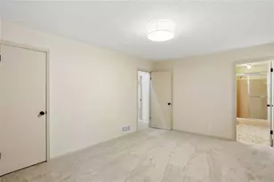 5460 Chanterella Ct SW, Lilburn, GA 30047 - Photo 17