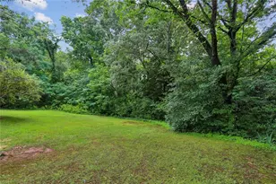 5460 Chanterella Ct SW, Lilburn, GA 30047 - Photo 27