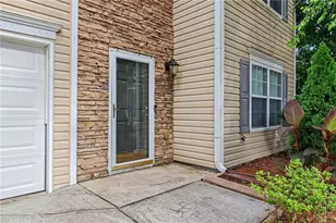 5790 Sable Glen Rd, Atlanta, GA 30349 - Photo 9