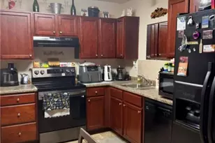 1727 Old Dogwood, Jonesboro, GA 30238 - Photo 3