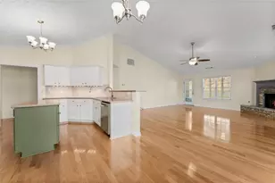316 Lakeview Bend Cir, Jefferson, GA 30549 - Photo 19