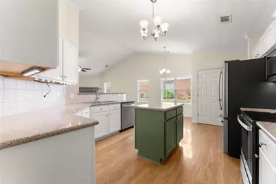 316 Lakeview Bend Circle, Jefferson, GA 30549 - Photo 11