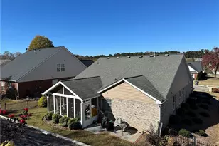 316 Lakeview Bend Cir, Jefferson, GA 30549 - Photo 65