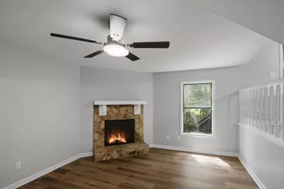 600 Maple Drive, Stone Mountain, GA 30083 - Photo 5