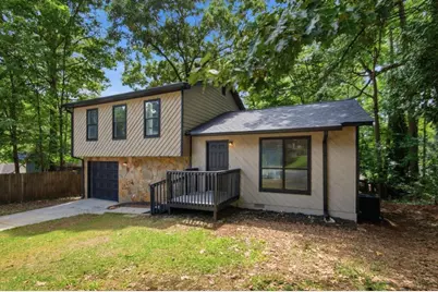 600 Maple Drive, Stone Mountain, GA 30083 - Photo 3
