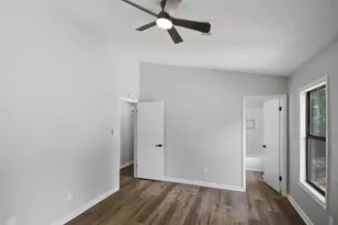 600 Maple Dr, Stone Mountain, GA 30083 - Photo 19