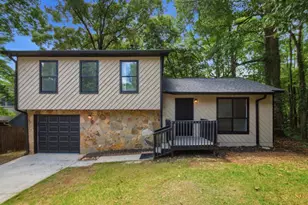600 Maple Dr, Stone Mountain, GA 30083 - Photo 1