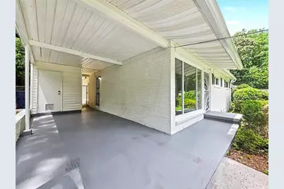 2559 Dale Creek Drive NW, Atlanta, GA 30318 - Photo 7