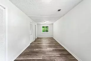 2559 Dale Creek Dr NW, Atlanta, GA 30318 - Photo 21