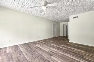 2559 Dale Creek Dr NW, Atlanta, GA 30318 - Photo 9