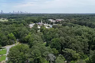 2559 Dale Creek Dr NW, Atlanta, GA 30318 - Photo 41
